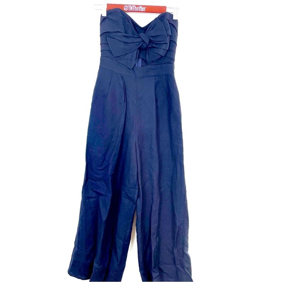 ASTR the Label Women’s Mara Linen Wide Leg Strapless Jumpsuit Sz XS Keyhole Navy - Picture 1 of 9